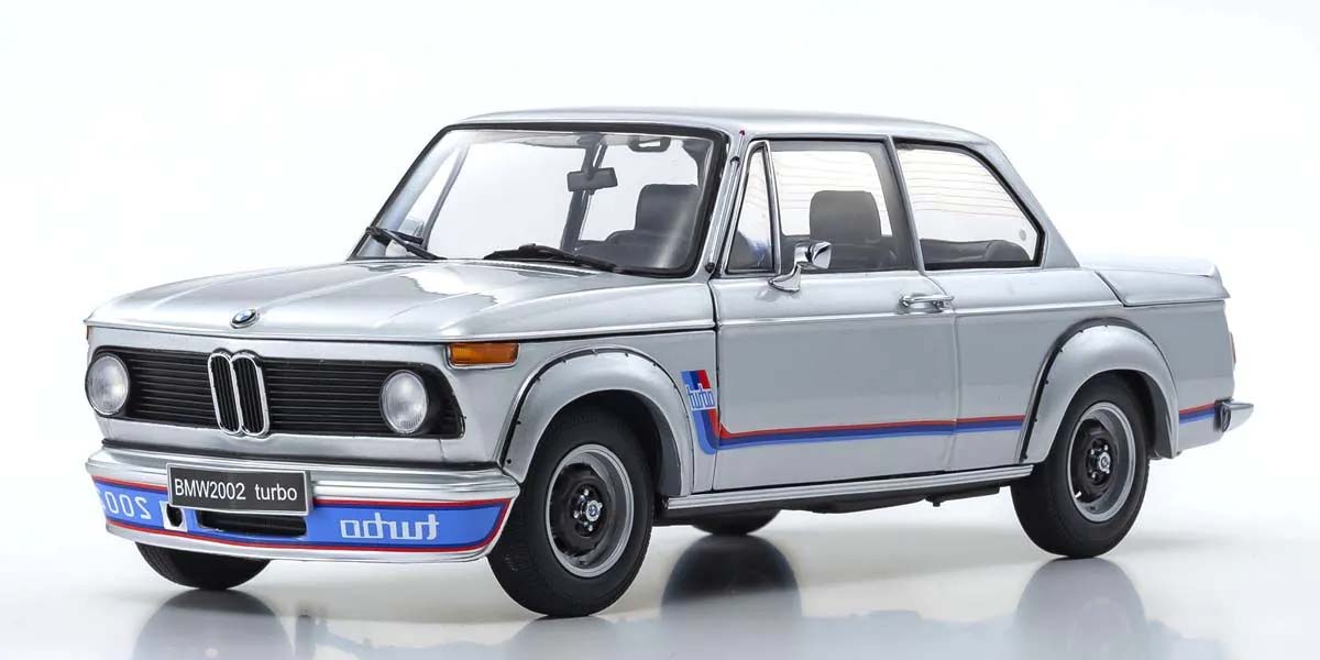 KYOSHO KS08544S 1:18 BMW 2002 TURBO 1974 SILVER