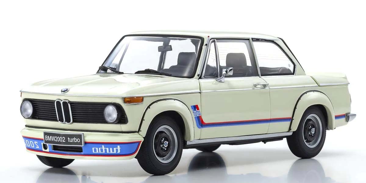 KYOSHO KS08544W 1:18 BMW 2002 TURBO 1974 WHITE