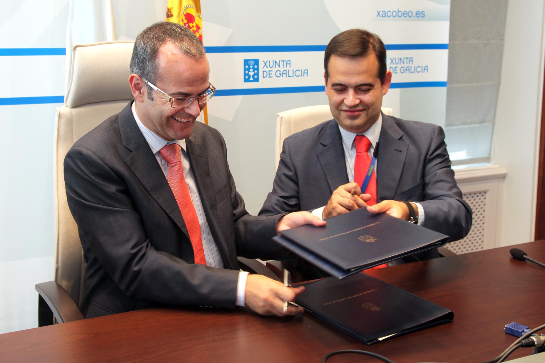 Xesús Vázquez, conselleiro de Educación, e Ignacio Aller, director de Telefónica en Galicia