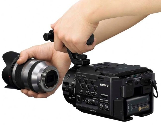 sony_NEX-FS100_02.jpg