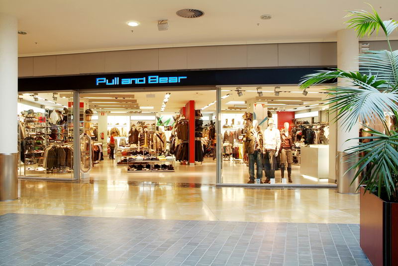 pull_bear_ext_02.jpg