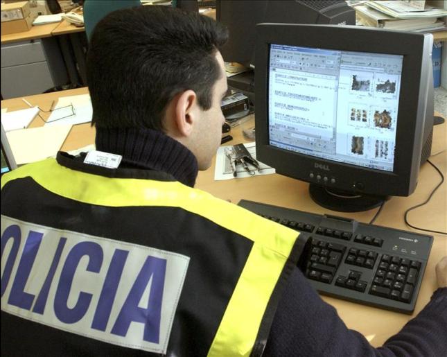 policia_internet.jpg