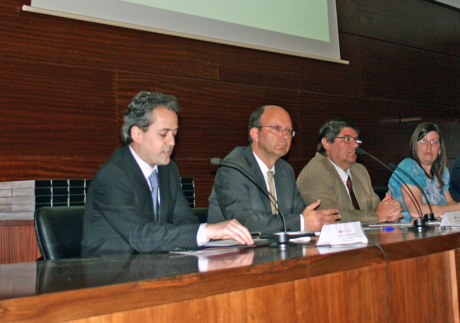 O presidente do CPETIG, Marcos Mata (primeiro pola esquerda), durante o acto celebrado o pasado sábado na Facultade de Informática da Universidade da Coruña