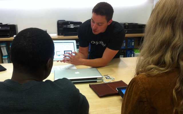 Imaxe dunha demostración das prestacións das aplicacións de Quickoffice para iPad