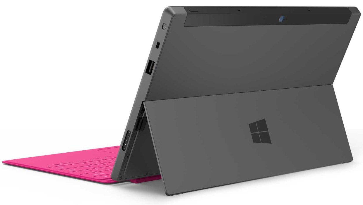 Os equipos Surface inclúen un soporte abatible que facilita o seu uso en vertical Os equipos Surface inclúen un soporte abatible que facilita o seu uso en vertical