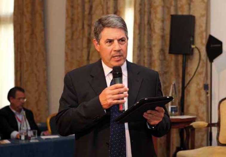 Francisco Antón, presidente de ASTIC, inaugurando as IV Xornadas AsticNet