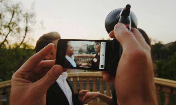 paparazzo_mozos.jpg