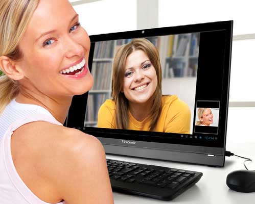 O monitor inclúe webcam para realizar videoconferencias