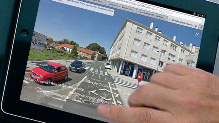 ipad_google_maps_street_view.jpg