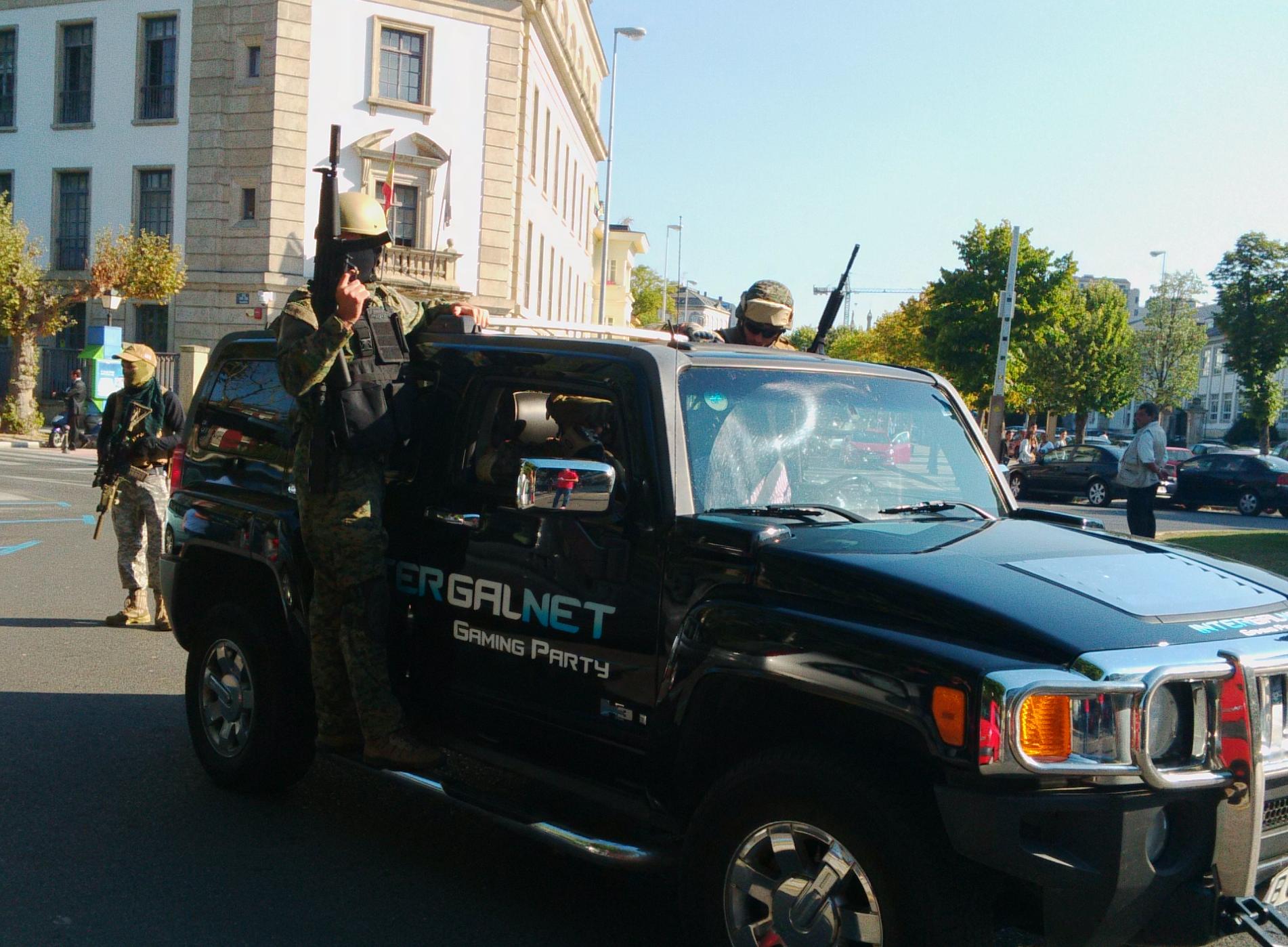 A xuntanza para seareiros da informática comezou a promoverse polas rúas de Vigo, facendo especial fincapé na mocidade