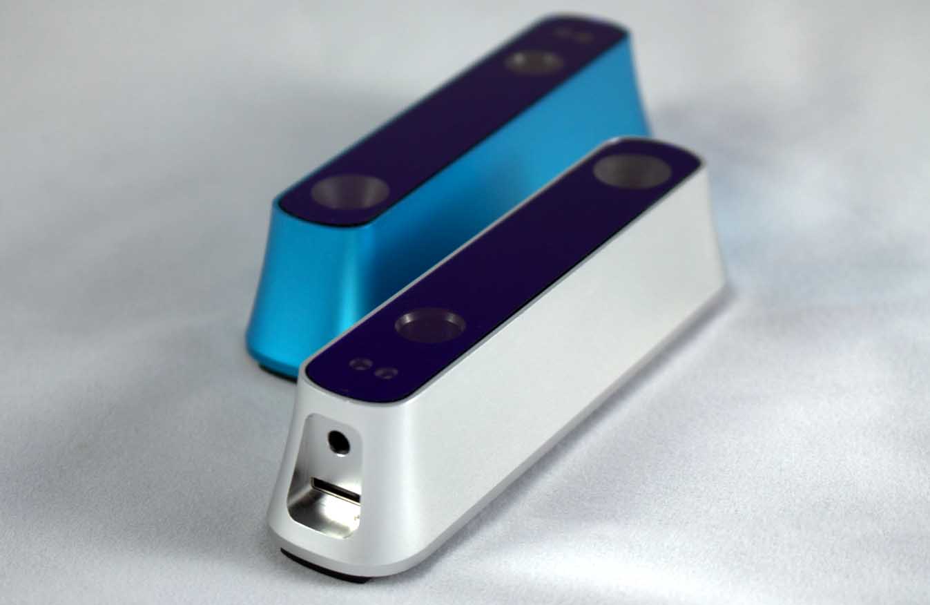 O accesorio ofrecerase en dúas cores distintas