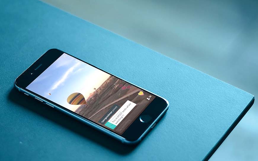 periscope_iphone.jpg