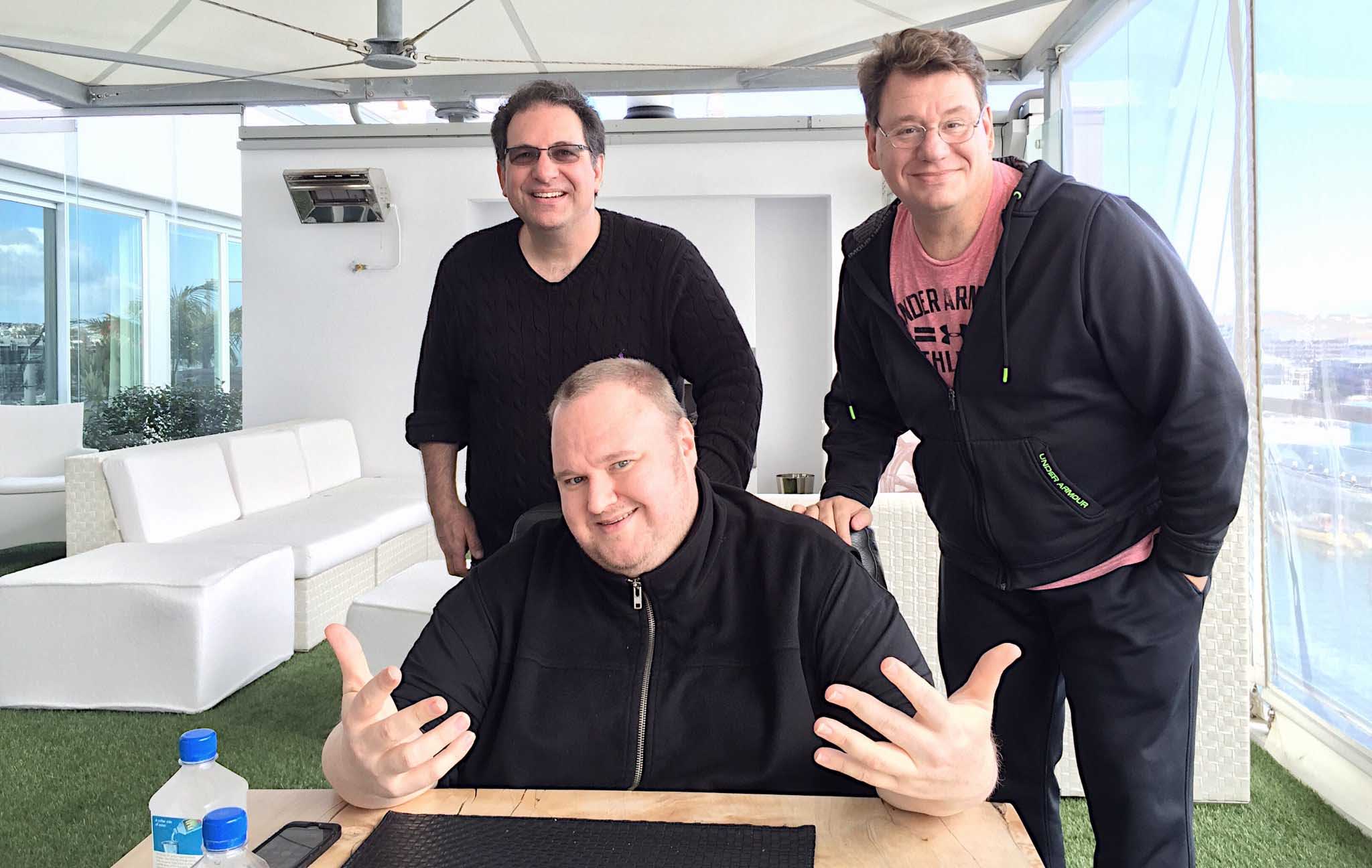 dotcom_mitnick.jpg