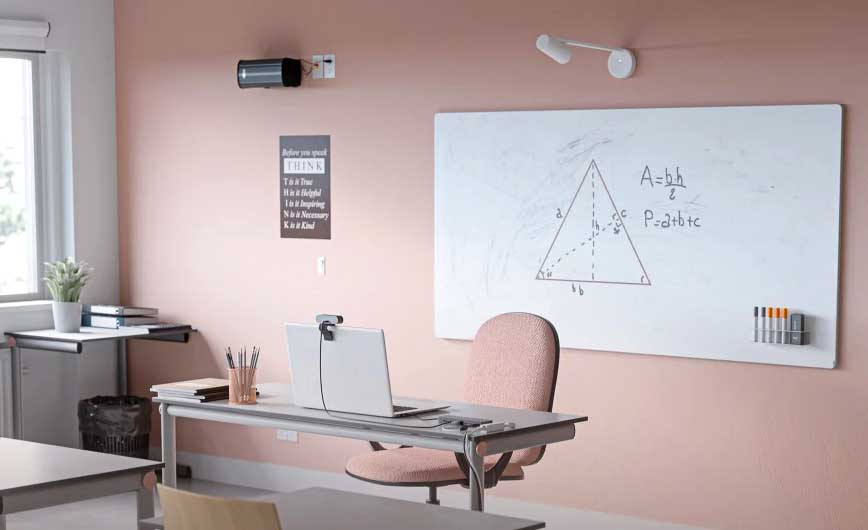 logitech_scribe-education-tablet-3.jpg
