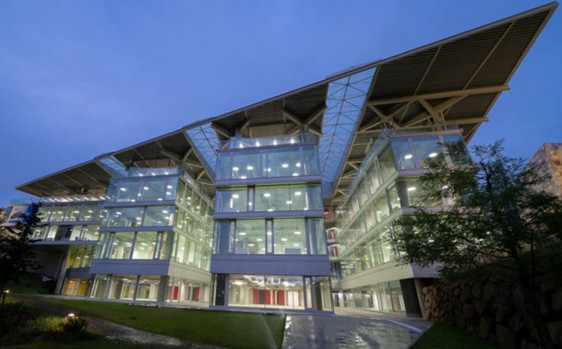 edificio_fontan_cidade_cultura.jpg