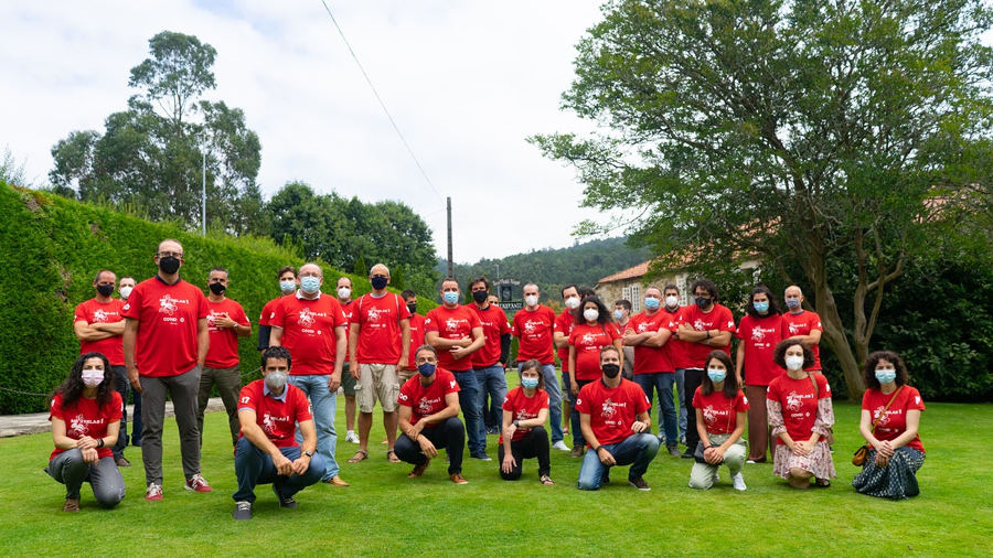 As e os integrantes do grupo Mestrelab nunha imaxe de grupo