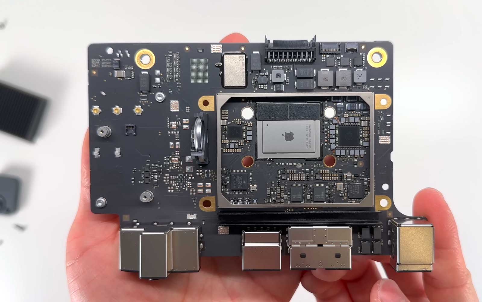 mac_mini_m2_placa.jpg