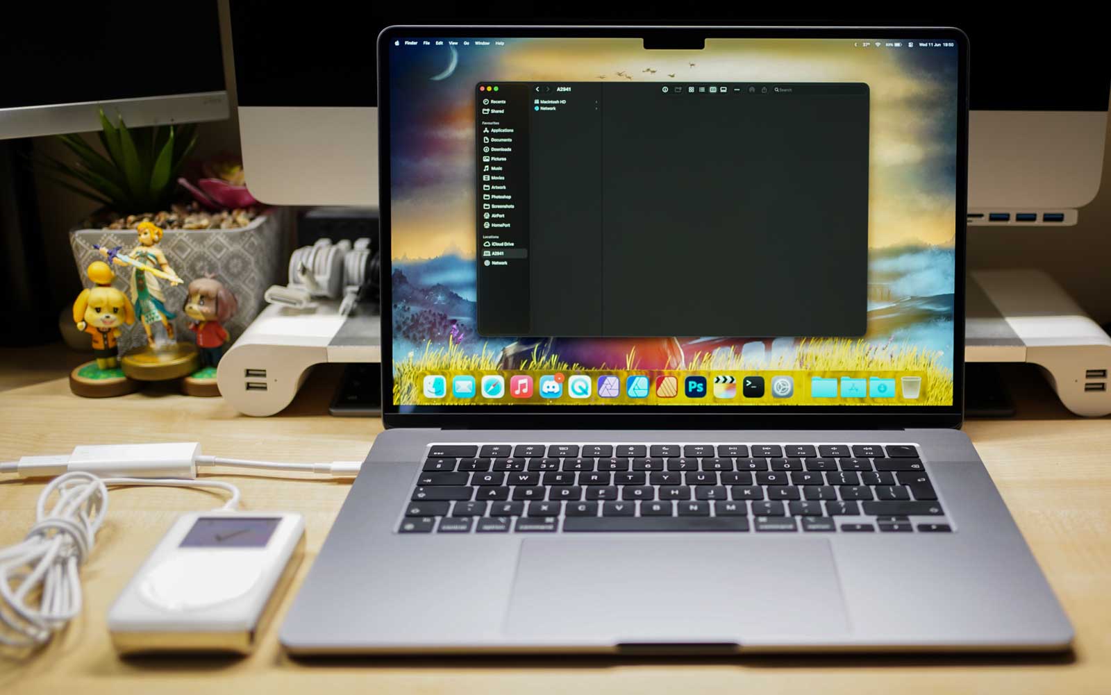 macbook_firewire.jpg