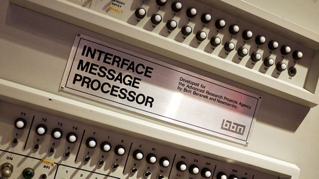 Interface Message Processor Hace 45 años Internet dio su primer señal de vida