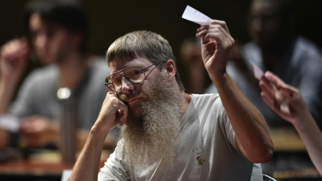 Nigel R El campeón mundial de Scrabble francés, no habla francés