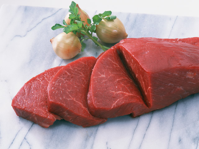 牛肉を食べて痩せる！？赤身肉ダイエットとは？発がん性は大丈夫？