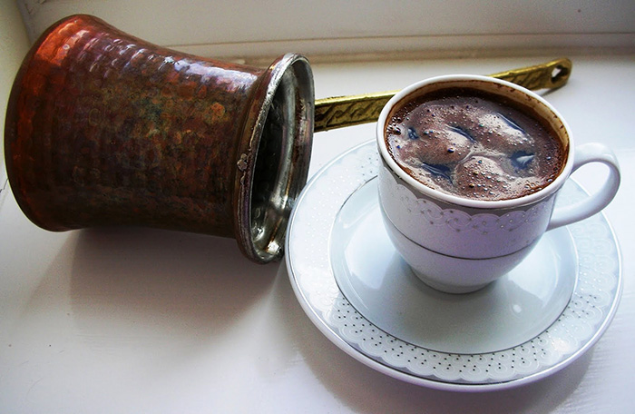 ターキッシュコーヒーを淹れる～イスタンブール発祥と伝わるトルコ式コーヒーと占い～イブリックで淹れる動画あり