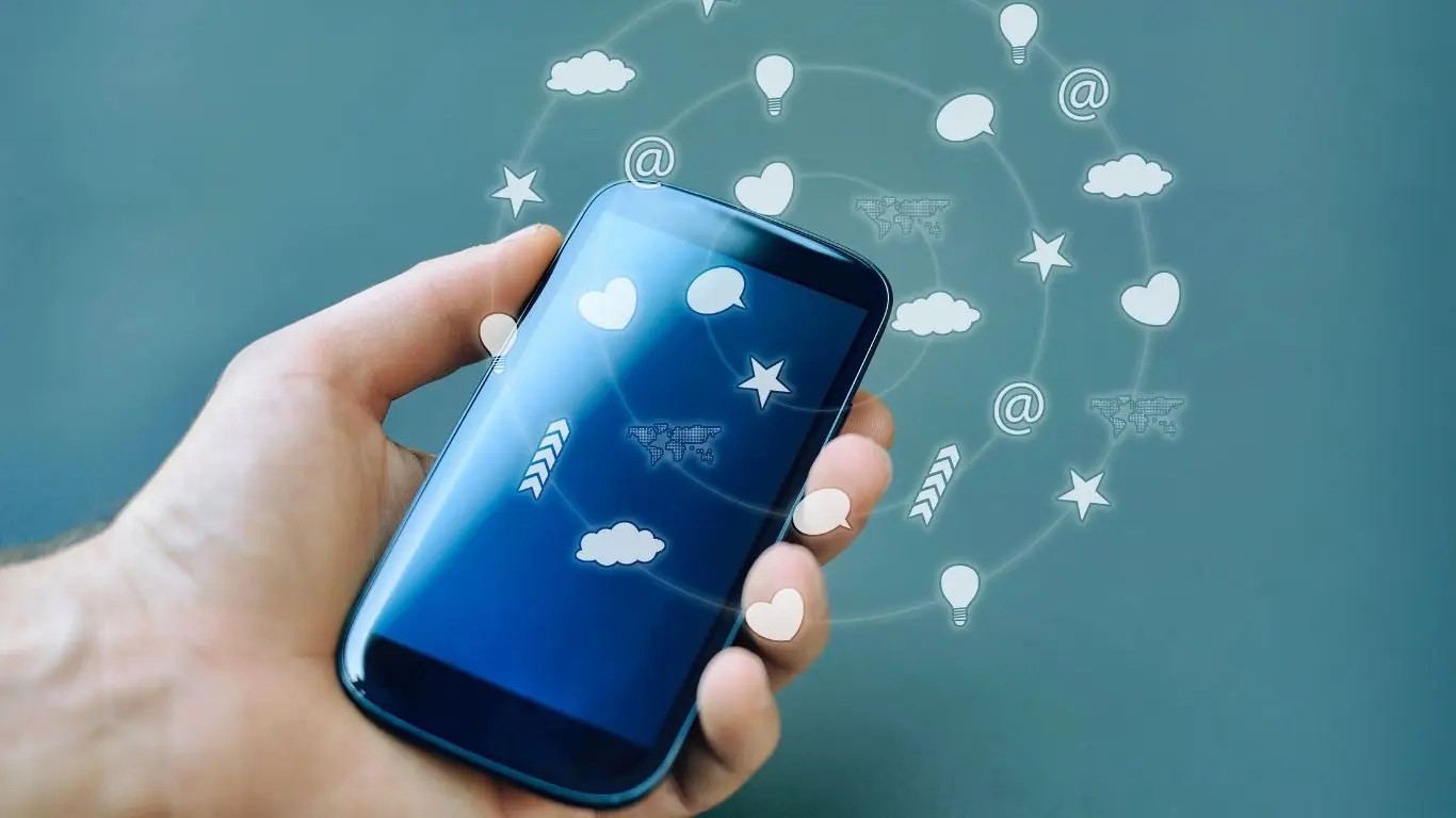 Tech theme, handheld device - The Cogle Group - Application Modernization