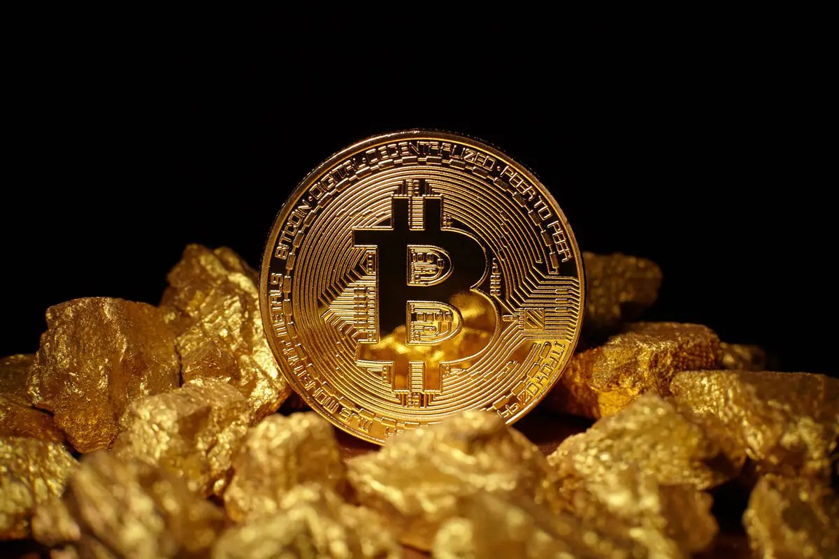 bitcoin-gold-one-picture