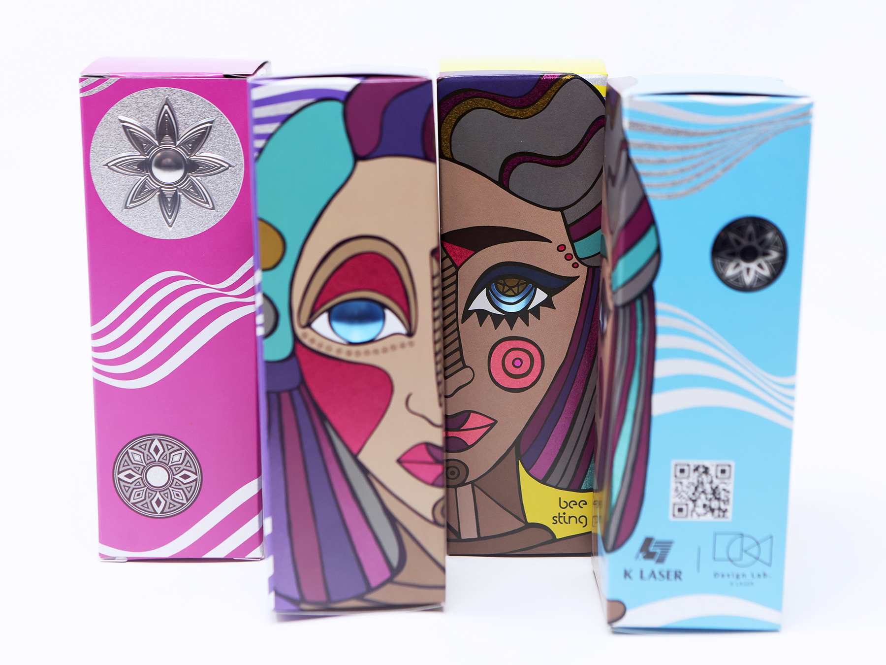 Beauty packaging with registered hologram