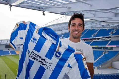Vicente deve retornar a Levanteanos Vicente ha estado dos años en el Brighton.