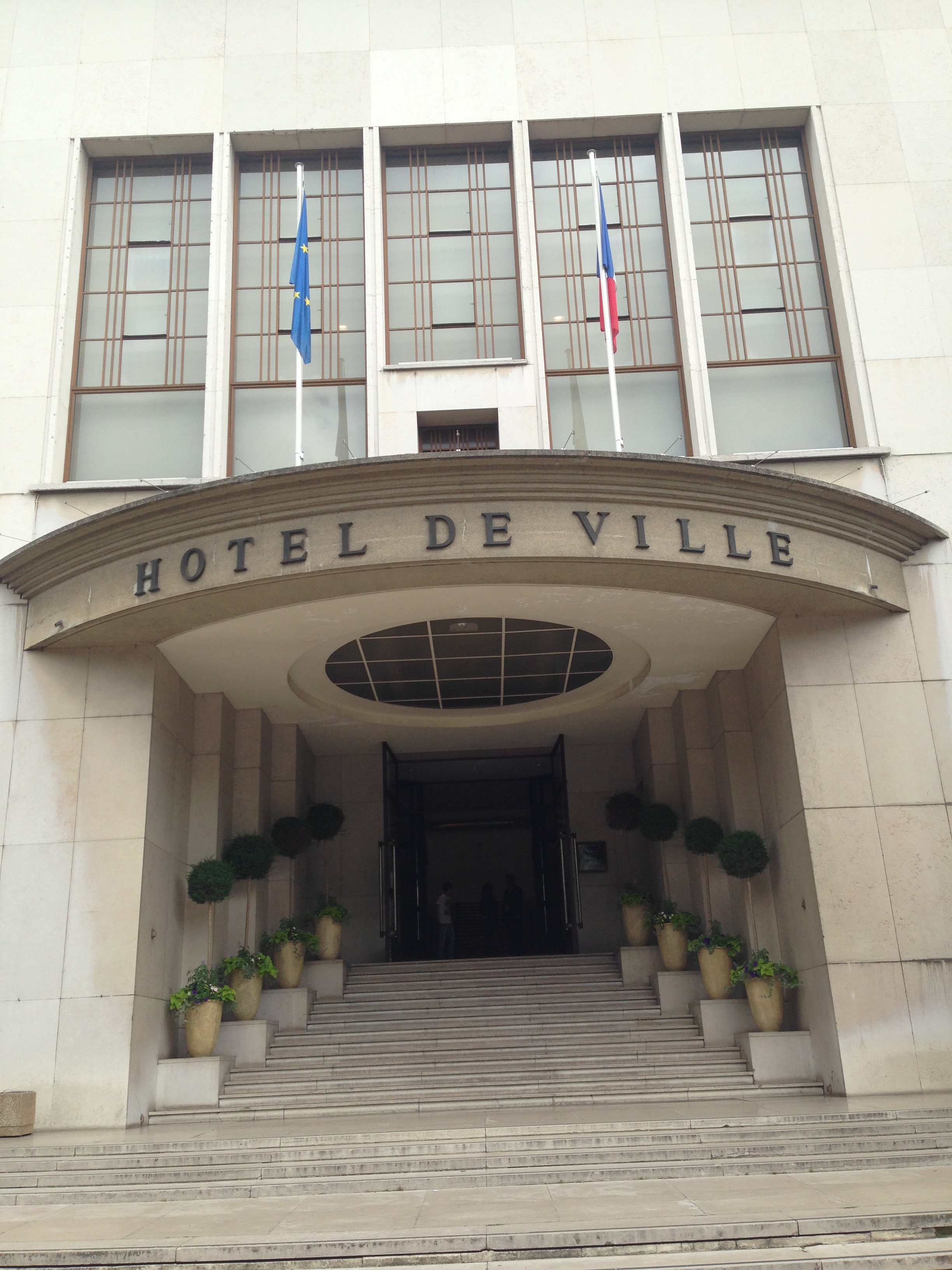 Swanky Art Deco at Boulogne-Billancourt