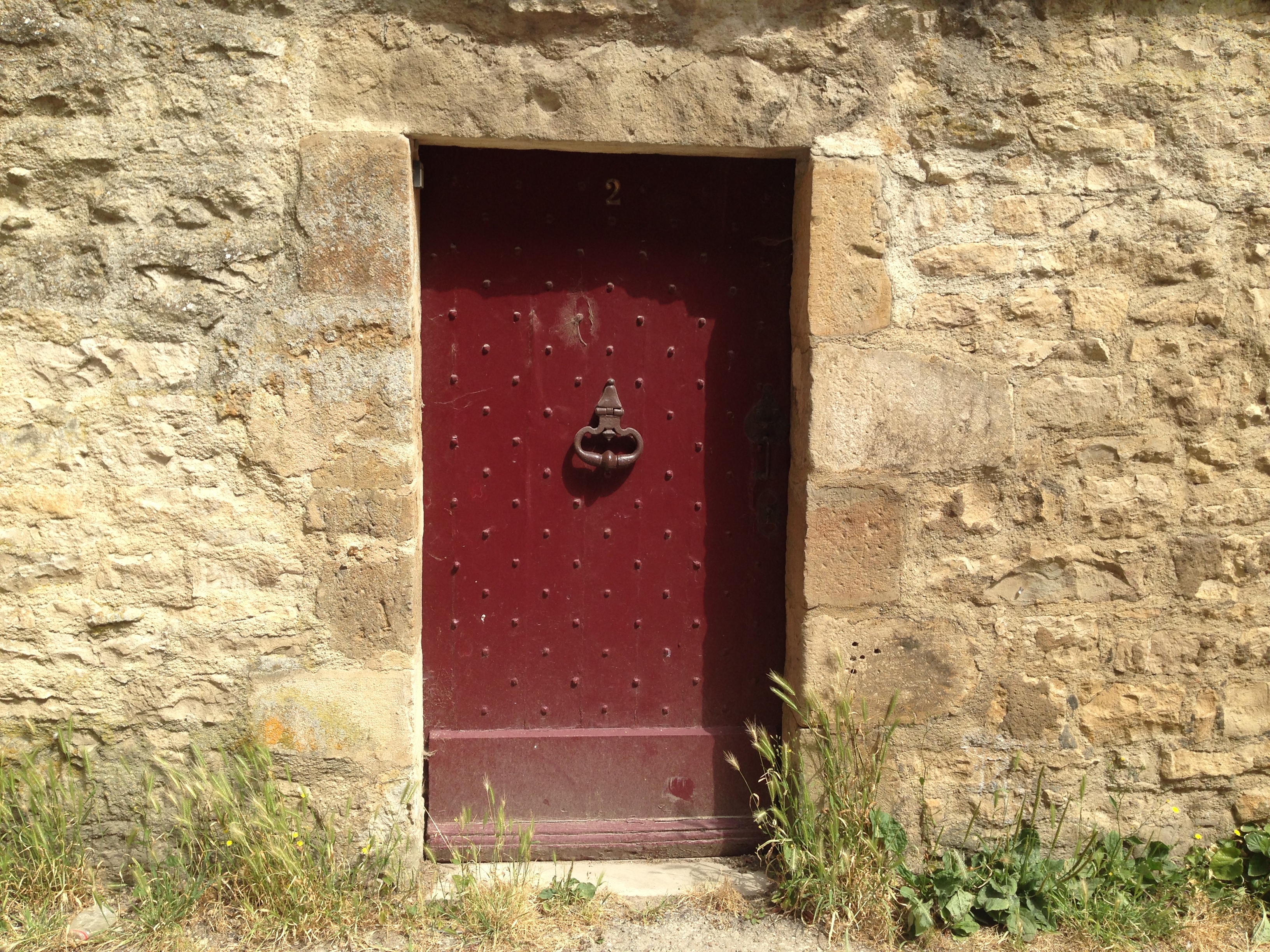 Beautiful and simple and strong, Vezelay