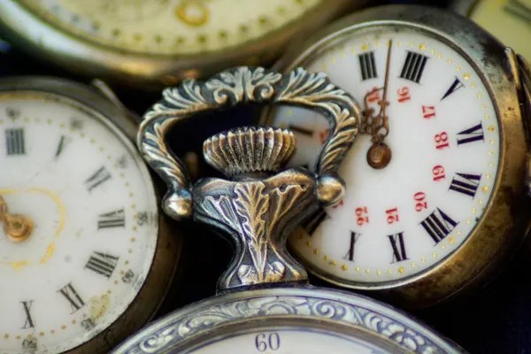 Onde encontrar relógios, dos de bolso aos atuais, em diferentes regiões do Brasil