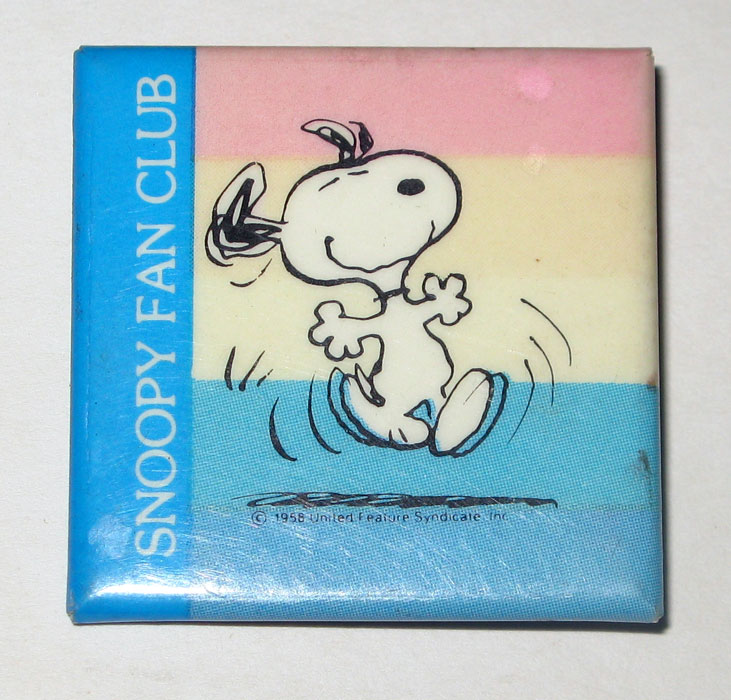 SNOOPY☆ファンクラブ Snoopy Fan Club Button - ShopCollectPeanuts.com