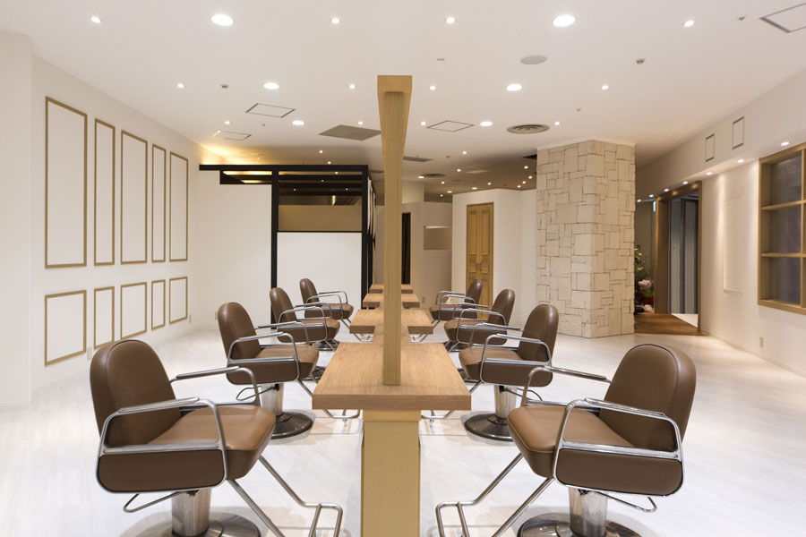 大阪府の美容室・美容院・ヘアサロンの内装デザイン事例（株式会社colmo design plus i）