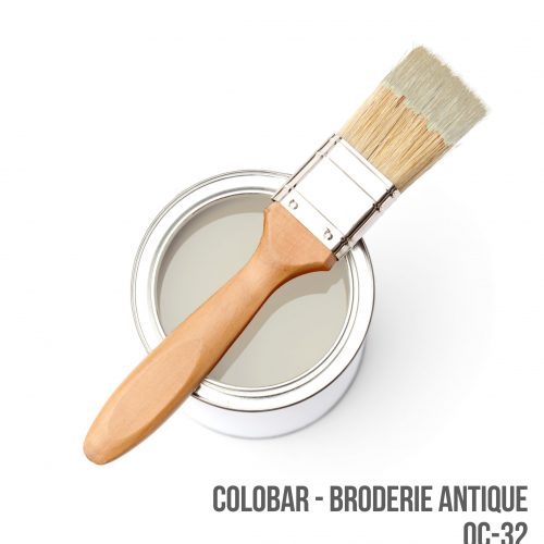 Benjamin Moore OC-32