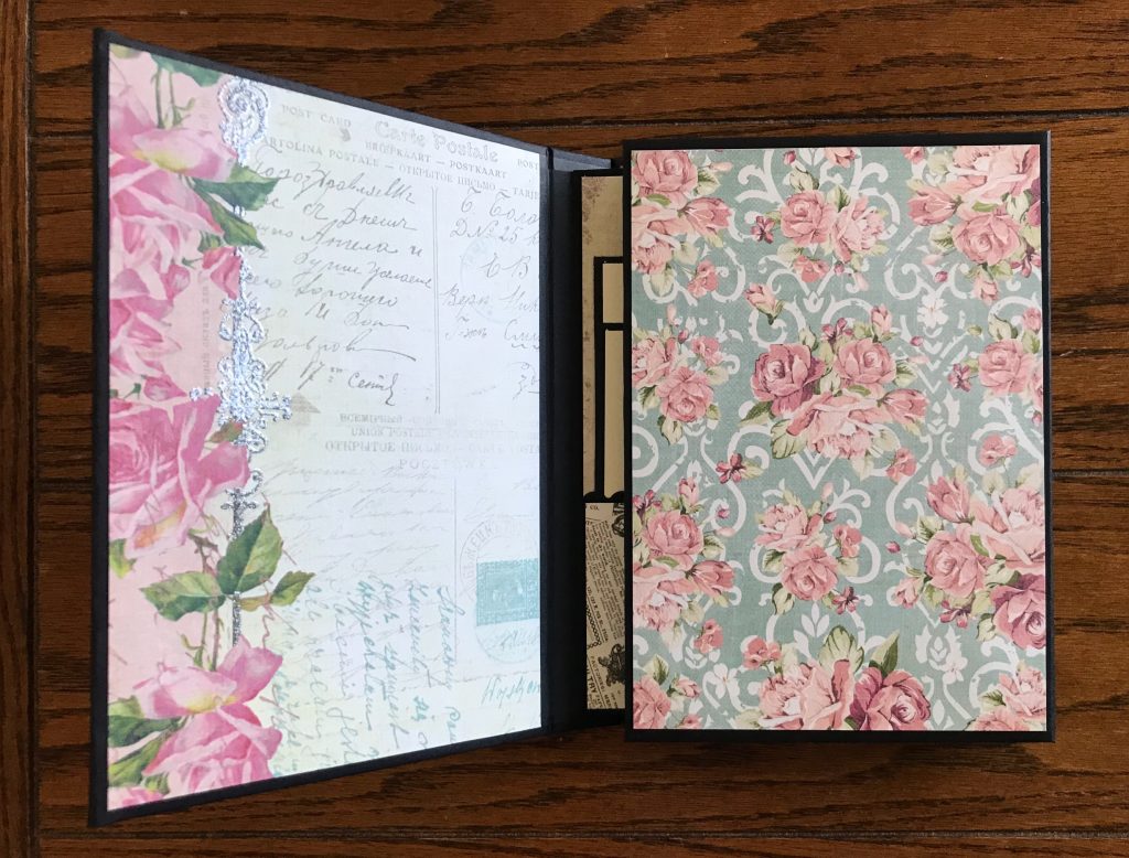 Photo of the open left cover of the folio album.