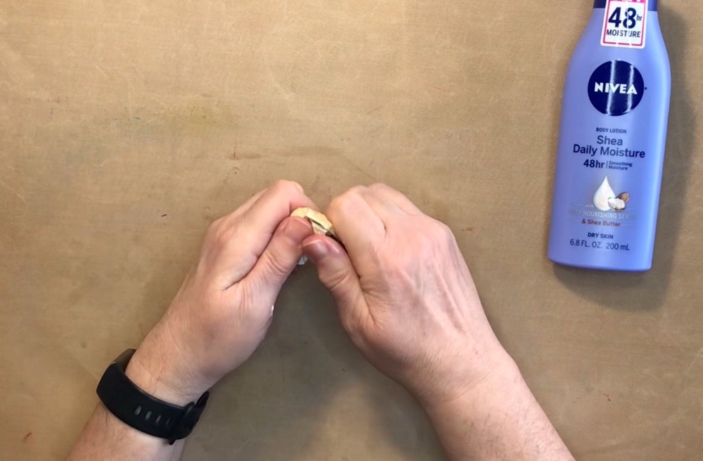 Photo showing how I took my time to knead the paper to add the texture while gently breaking down the fibers of the paper.