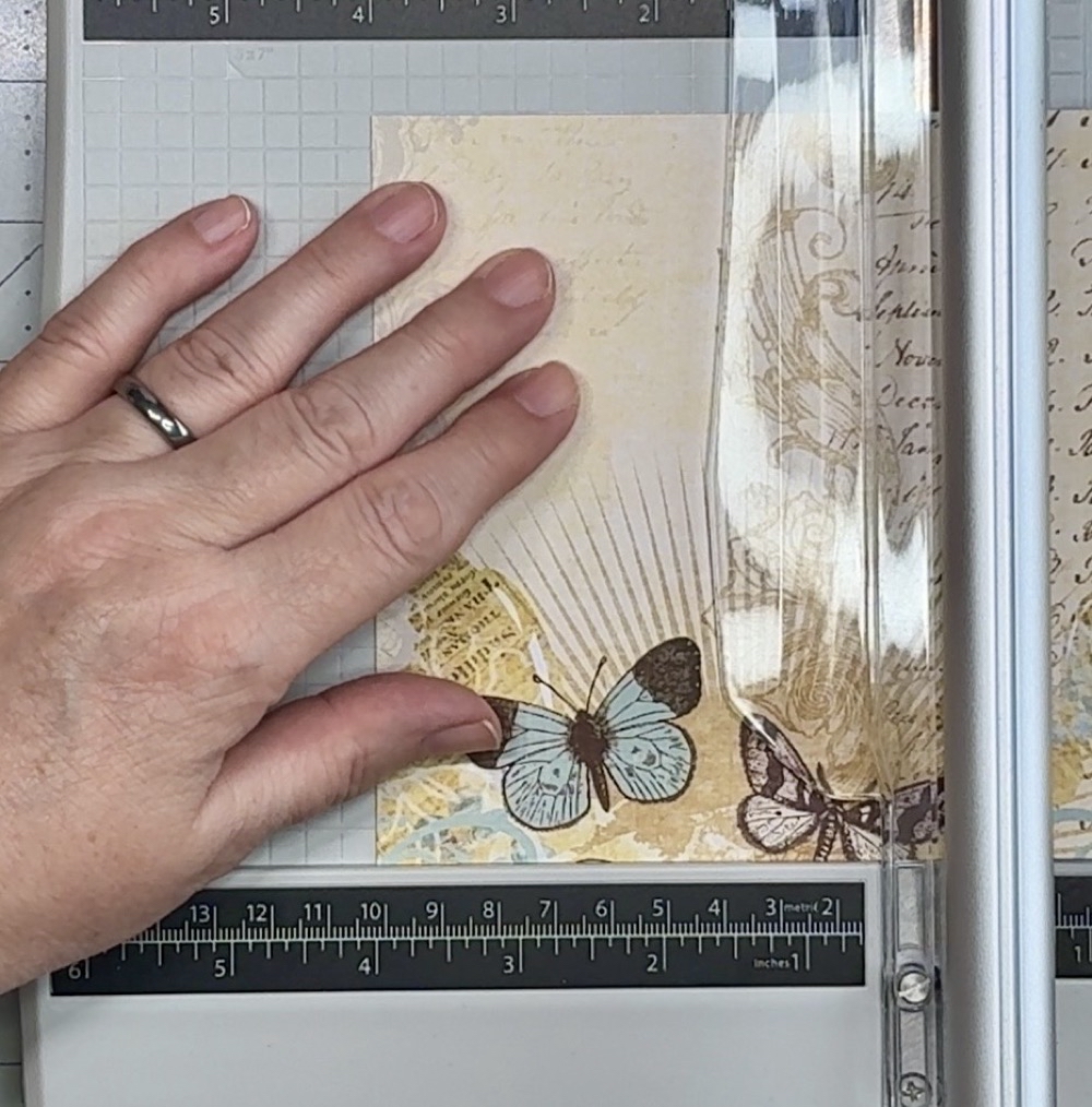 Screen shot showing cutting the pattern paper front panel at 4.25” for today’s project.