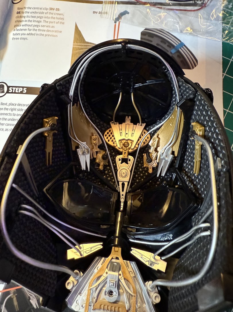 Reviewing Fanhome's Darth Vader 1:2 Scale Build-Up Subscription