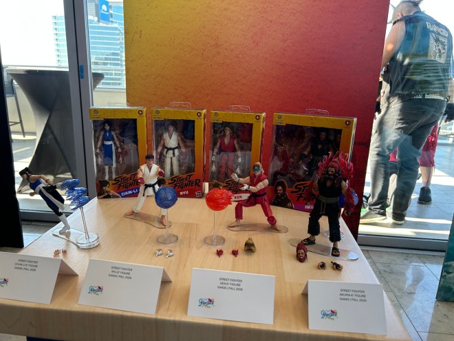 Hasbro Street Fighter action figures