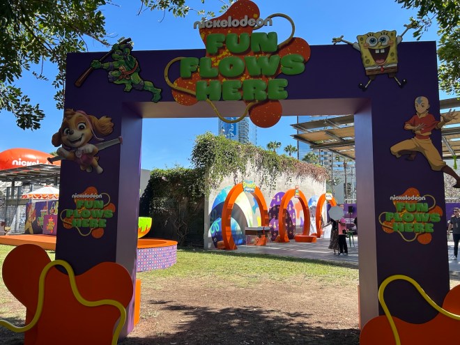Nickelodeon Fun Flows Here SDCC activation entrance