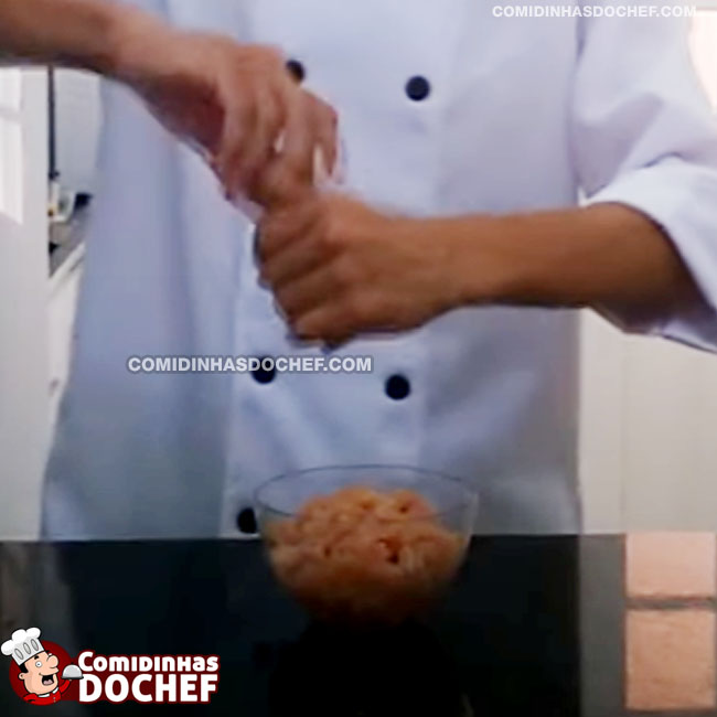 Frango com Quiabo - Passo 1