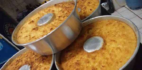 Bolo de Mandioca Simples