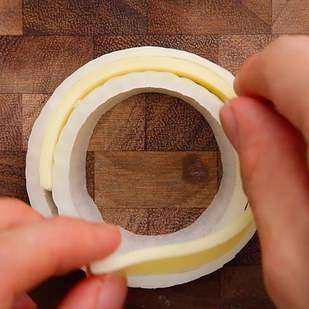 Onion Recheado com Queijo - Passo 3