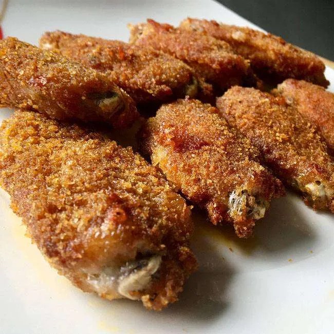 Festa de Natal: O que fazer com asas de frango empanadas?