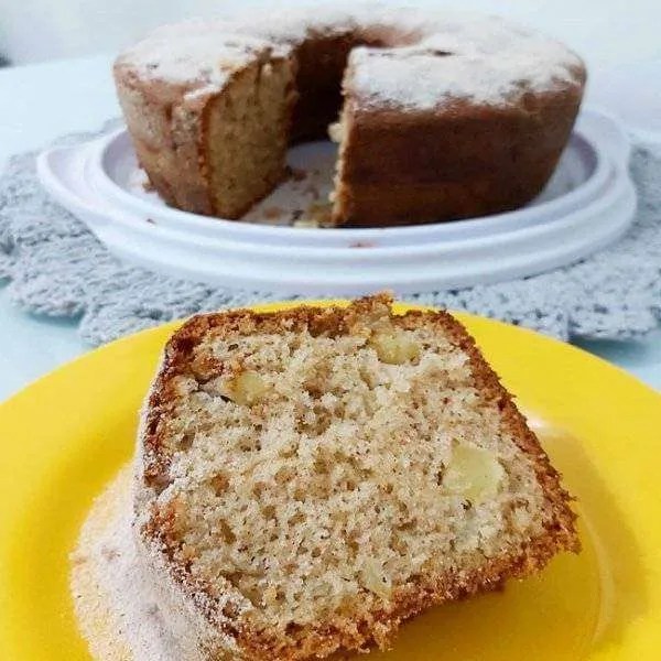 Descubra o Segredo do Bolo de Maçã com Canela que Rouba o Show em qualquer Festa!