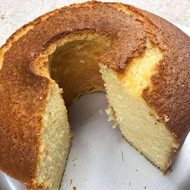 Comece o ano com o pé direito: Um Bolo Simples que surpreende!