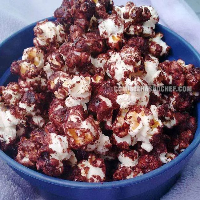 Como fazer pipoca doce de chocolate ser o sucesso da virada do ano!