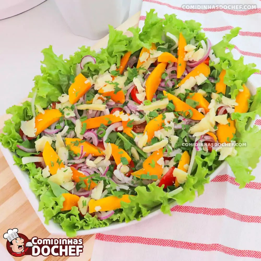 Como fazer uma salada tropical que vai além da fruta?